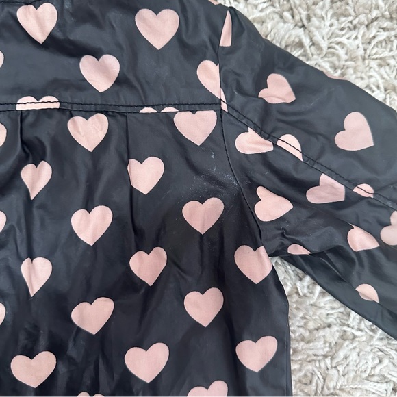 Baby gap toddler girl size 4T black and pink heart rain coat with hood - Picture 5 of 6